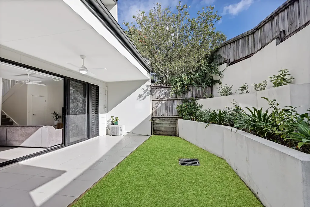 Spacious & Convenient Townhouse Living in the Heart of Kuluin
