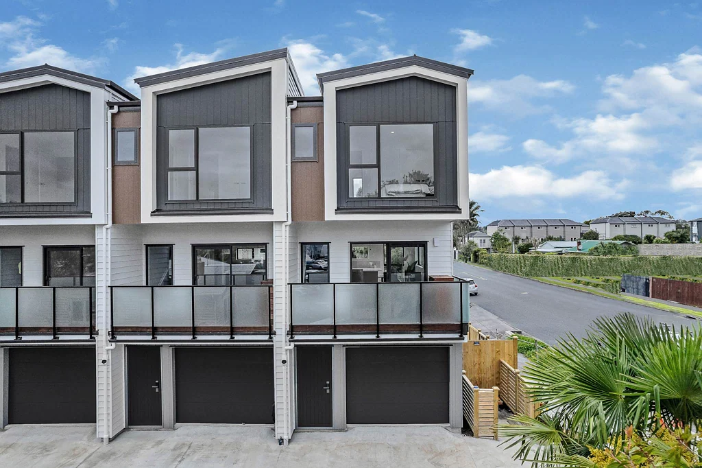 Henderson 3房  130sqm of Pure Quality
