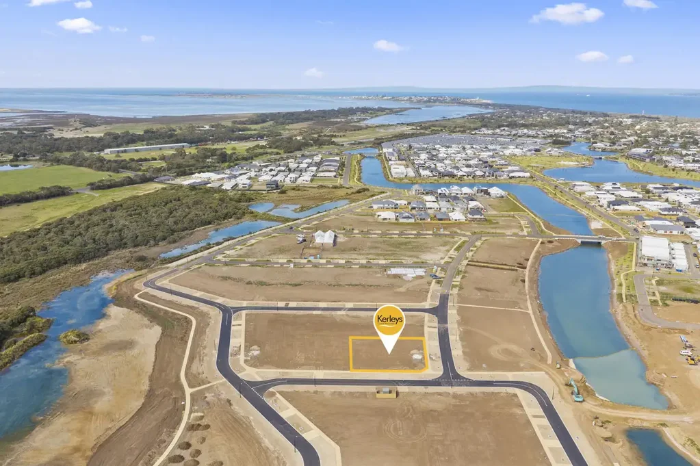 Point Lonsdale Your dream home in The Point awaits