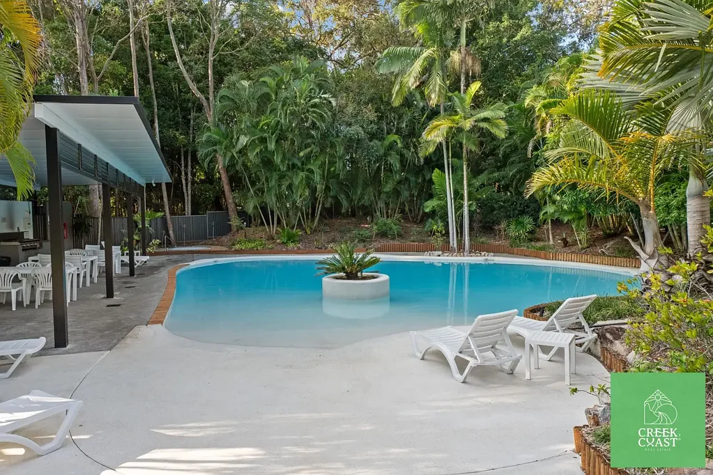 Rainbow Beach 1房  Coastal Investment with Lifestyle Perks – Fully Furnished & Holiday Ready