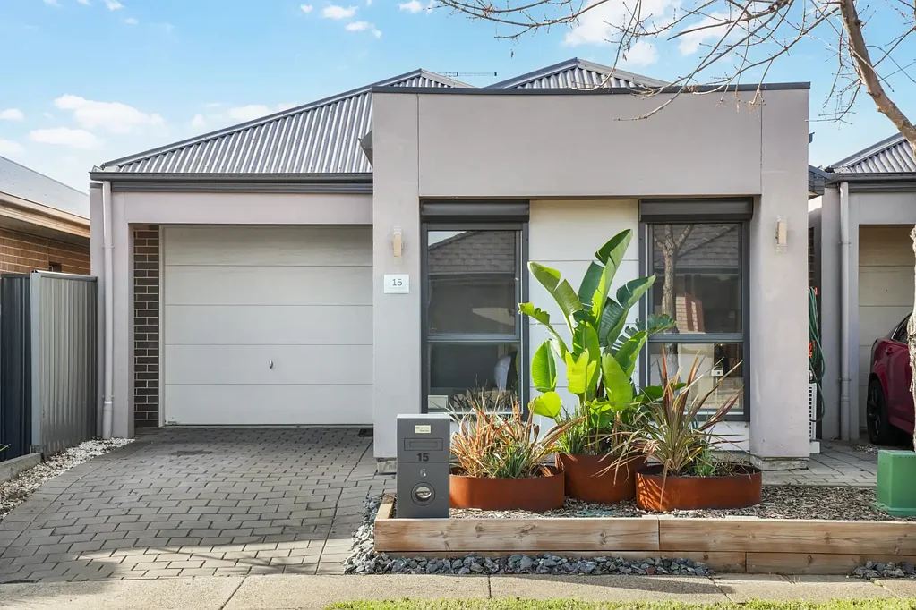 Evanston Gardens 3ห้องนอน Stylish, Low-Maintenance Living with Modern Comforts