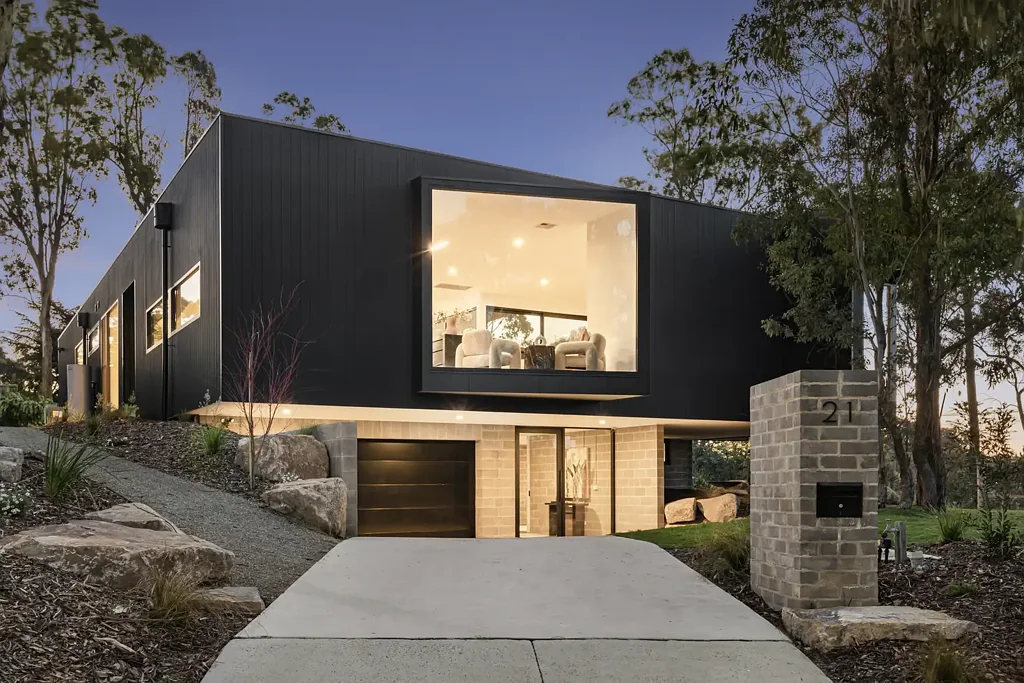 Donvale 4Kwarto Striking Architectural Residence in a Premier Donvale Setting