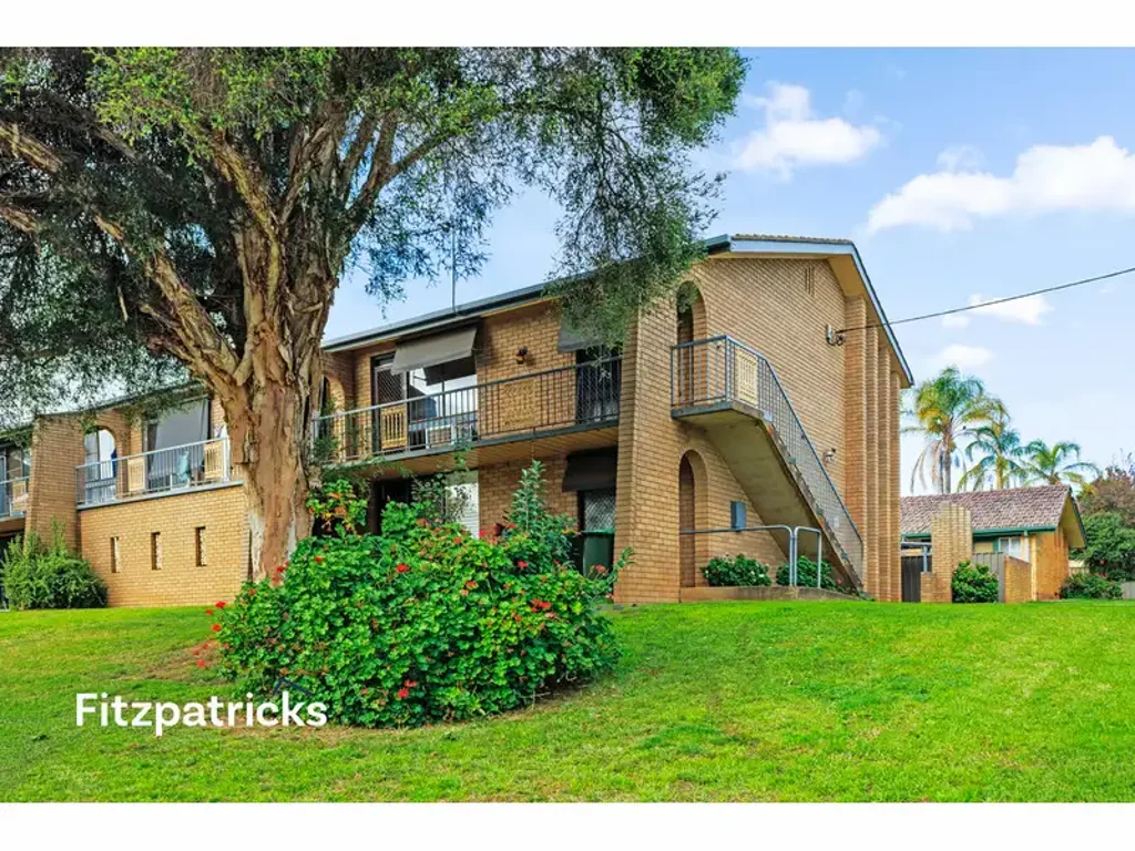 Comfortable Two-Bedroom Home in Convenient Location