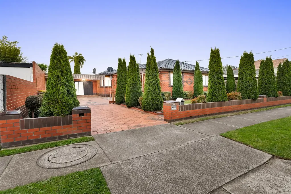 Spacious 3-Bedroom Family Home in a Prime Noble Park Locatio