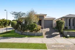 53 Stoneleigh Reserve Boulevard, Logan Reserve