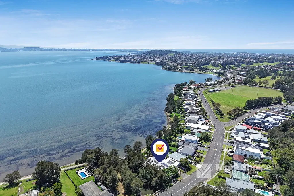 1A The Esplanade, Oak Flats, NSW 2529