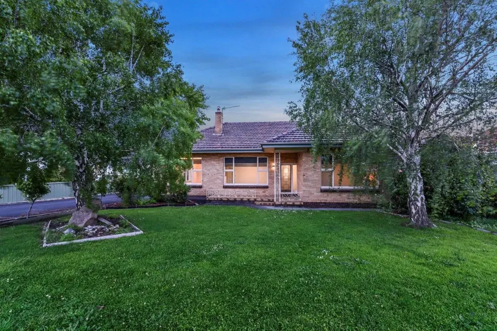 BEAUTIFULLY RENOVATED HOME!