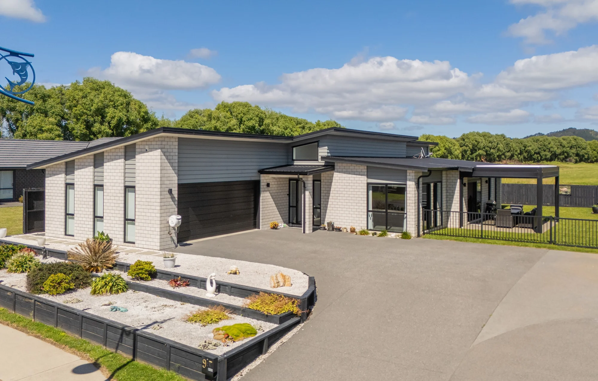 Whitianga 4房  QUIET ELEGANCE & LIFESTYLE IN WATERWAYS ENCLAVE