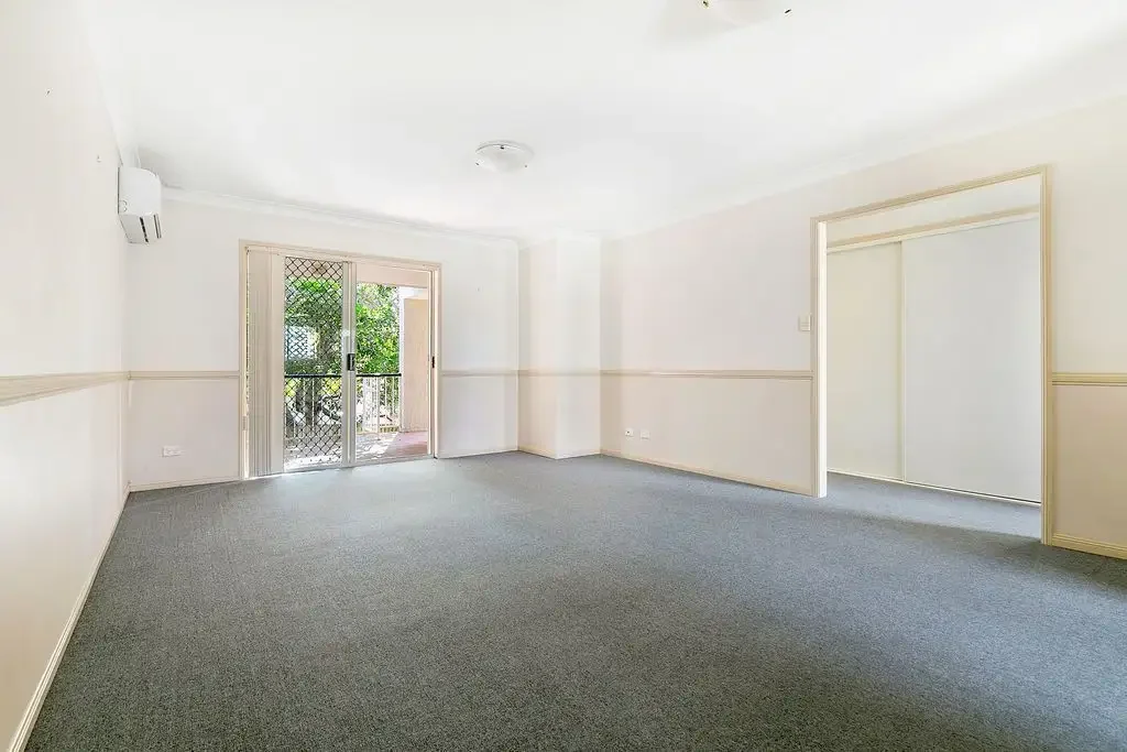 Spacious Two-Bedroom Apartment with Double Garage in Coorparoo