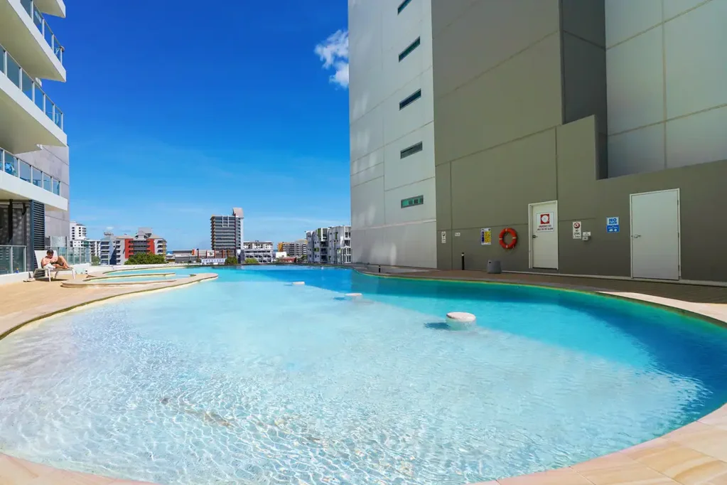 Modern City Living with Convenience at Your Doorstep