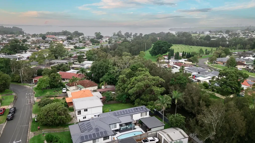 9 William Beach Road, Kanahooka, NSW 2530