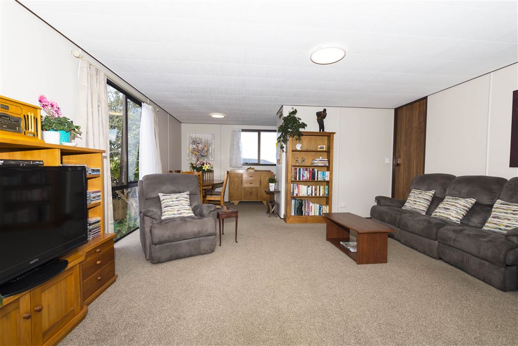 2/15 Cyril Crescent, West Harbour, Auckland - Waitakere, 3部屋, 1バスルーム