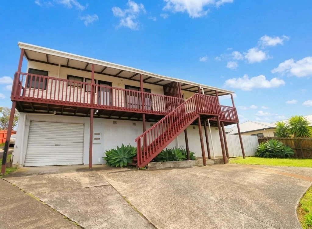 3 Bedroom 2 bathroom Family house