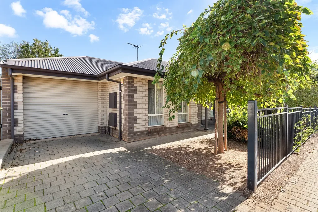 Munno Para 3房  Secure & Low-Maintenance Living on a Prime Corner Allotment