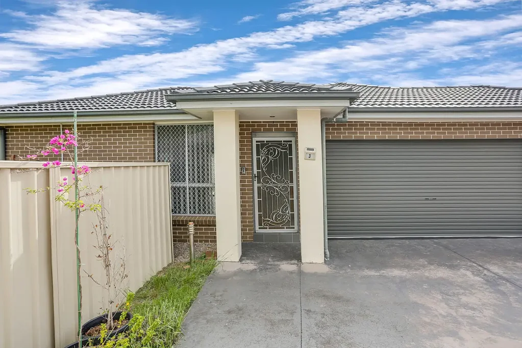 3 Bedroom Villa in the Heart of Doonside