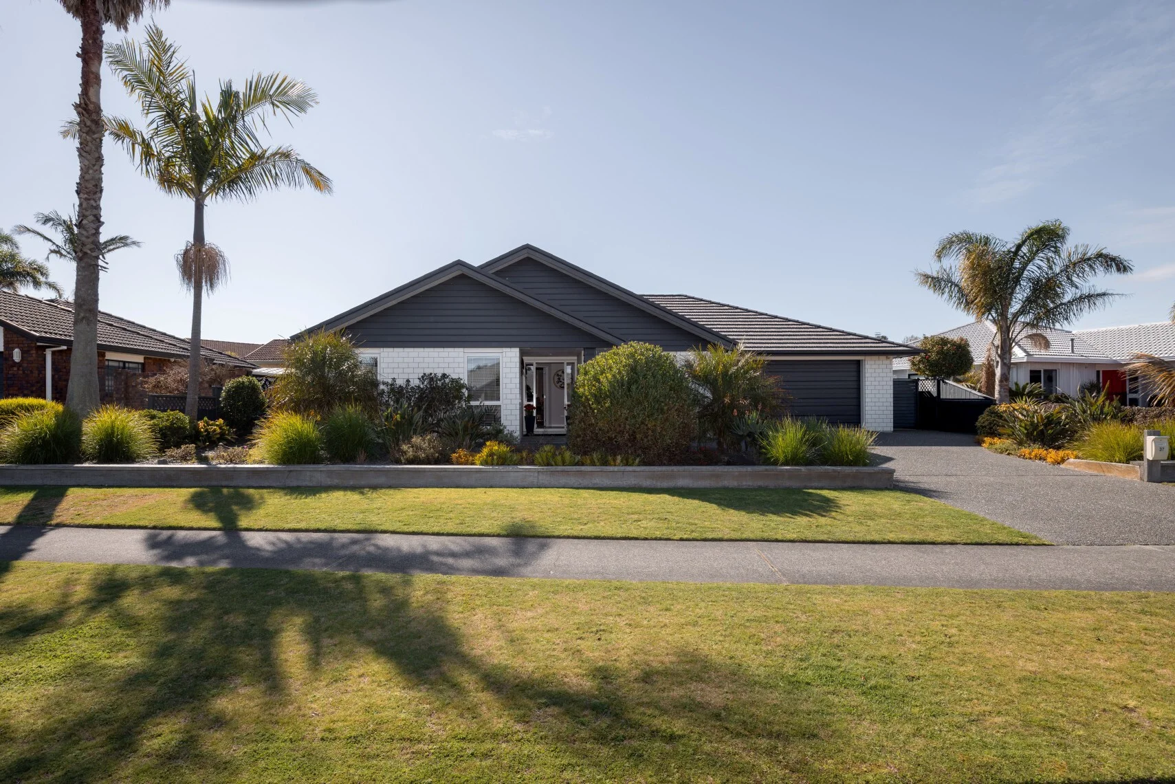 Papamoa 4房  Modern Build in Popular Royal Palms