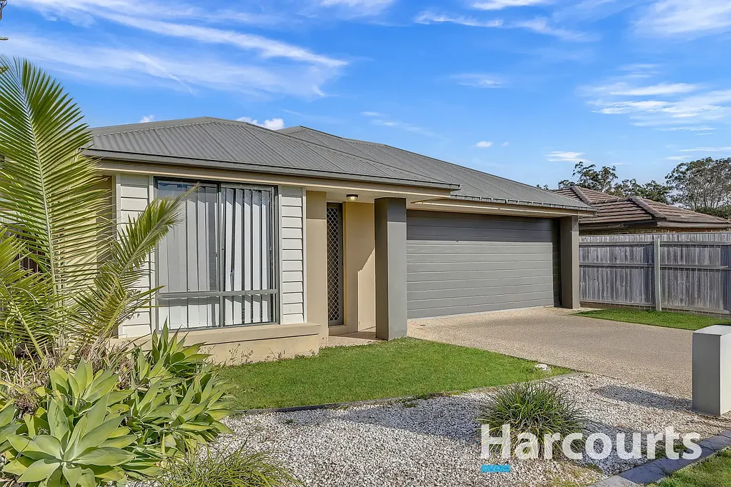 32 Arnaldo Avenue, Augustine Heights, QLD 4300