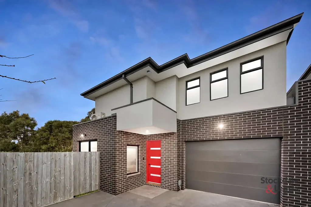 Laverton 2 Bedroom Position, Privacy & Polished - Laverton Creek Views