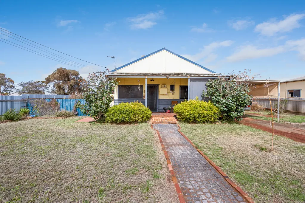 186 Wittenoom Street, Victory Heights, WA 6432