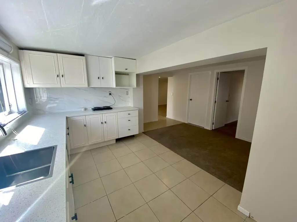Private, Spacious 3 bedroom Ground Floor Unit ...