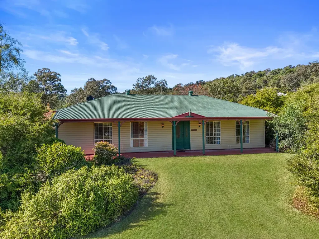3 Logan Court, Plainland, QLD 4341