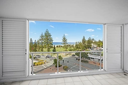 506/3 McLean Street, Coolangatta