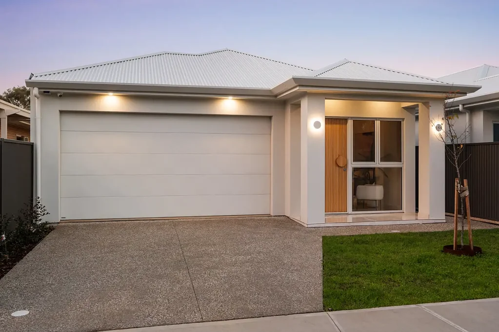 Semaphore South 3침실 Fresh Build, Luxury Feature, Flawless Finish