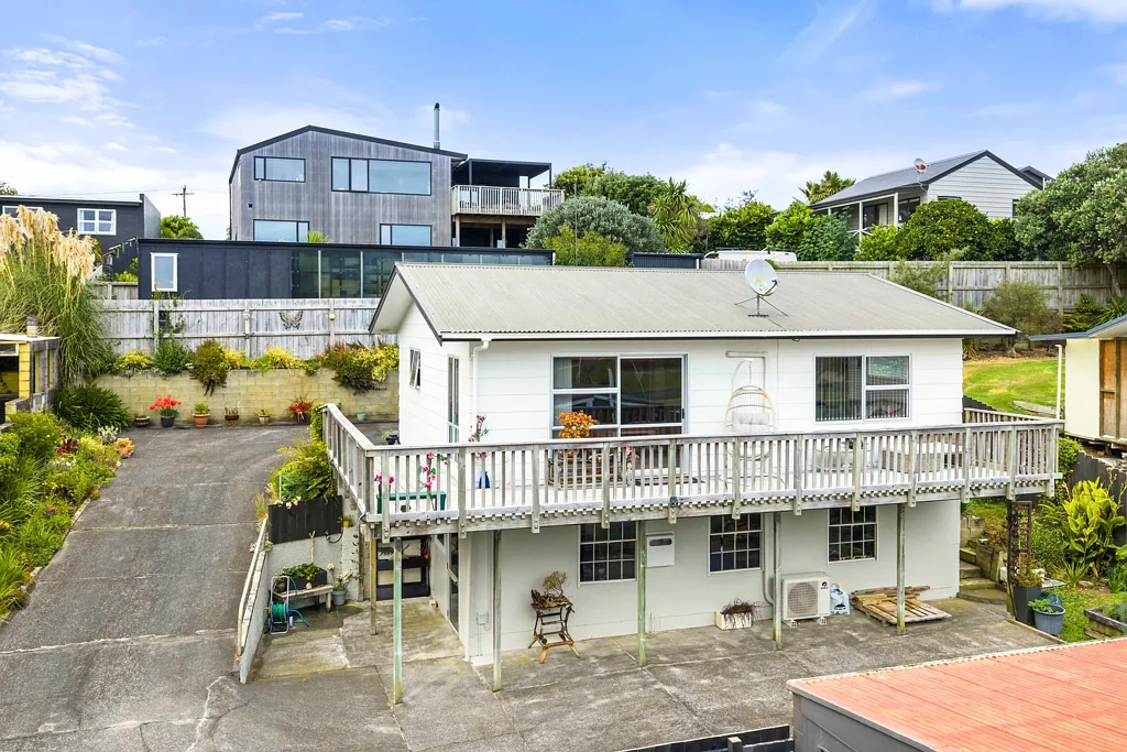 Raglan 2 Bedroom Price drop - vendor says sell