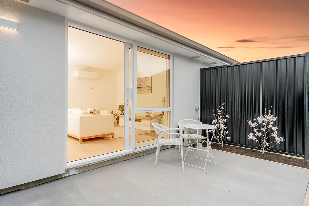Mosgiel 1房  Sophisticated & new & easy-care