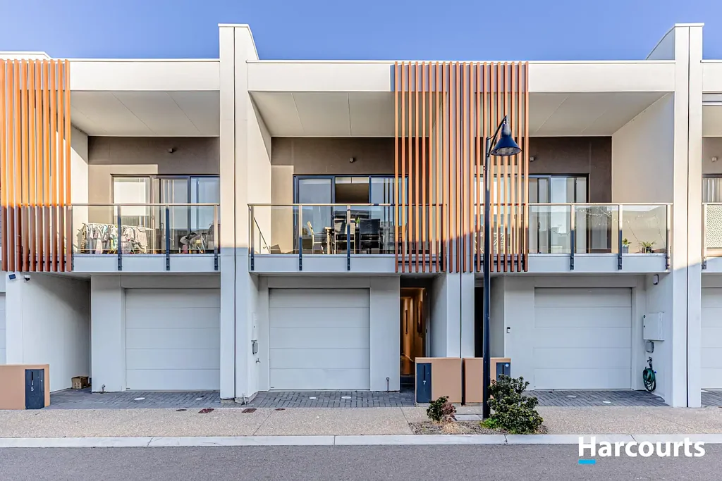Klemzig 2 Bedroom Modern Comfort with Style and Convenience