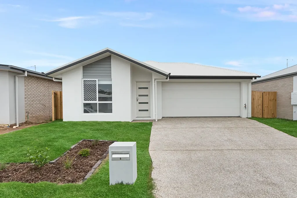 NEAR NEW FOUR-BEDROOM FAMILY HOME IN IDEAL LOCATION