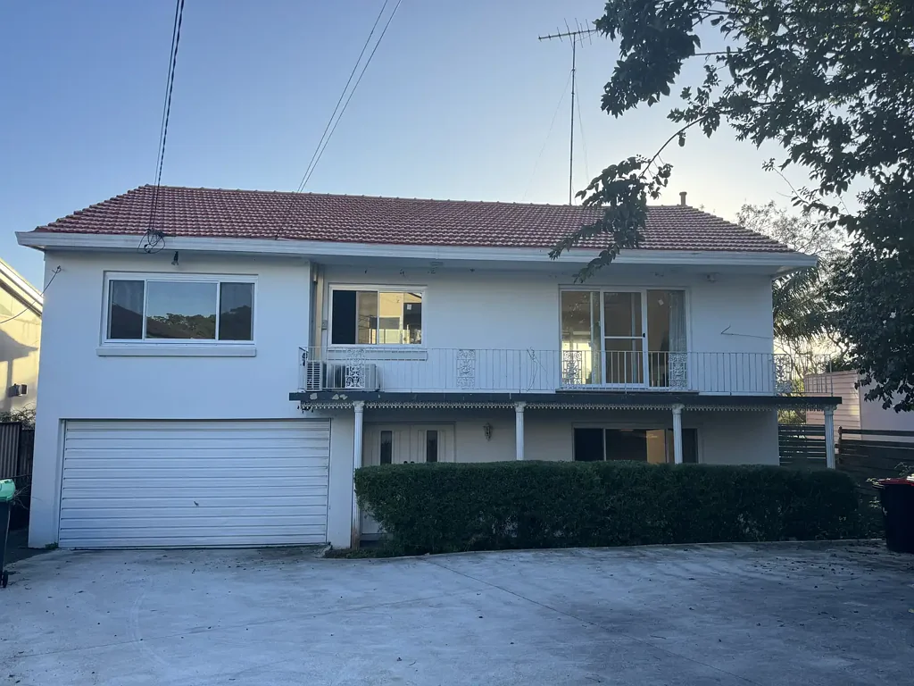 3 Bedrooms House with Swimming Pool For Rent ! ! !