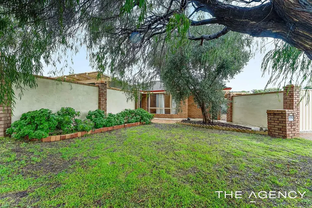 15 Shoalwater Road, Shoalwater, WA 6169