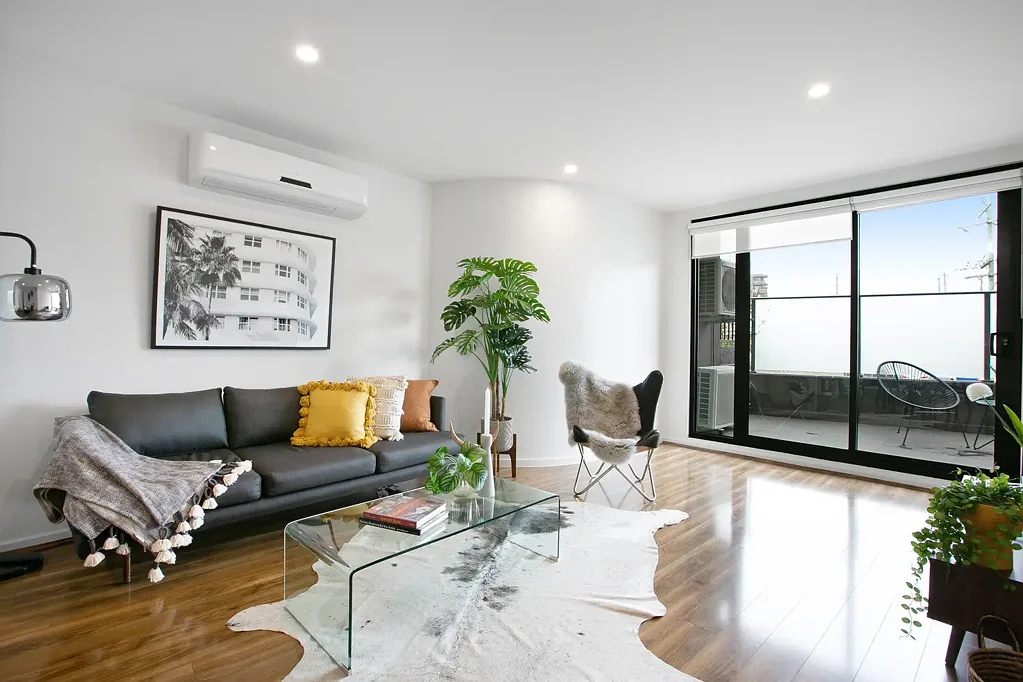 Preston 2房  EOI Ending Fri 5 Jun 5pm | Exceptional Space, Unbeatable Convenience
