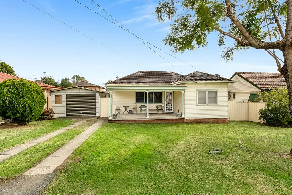 Ingleburn 3 Slaapkamer Land of opportunity!
