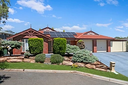 5 Crown Court, Gulfview Heights