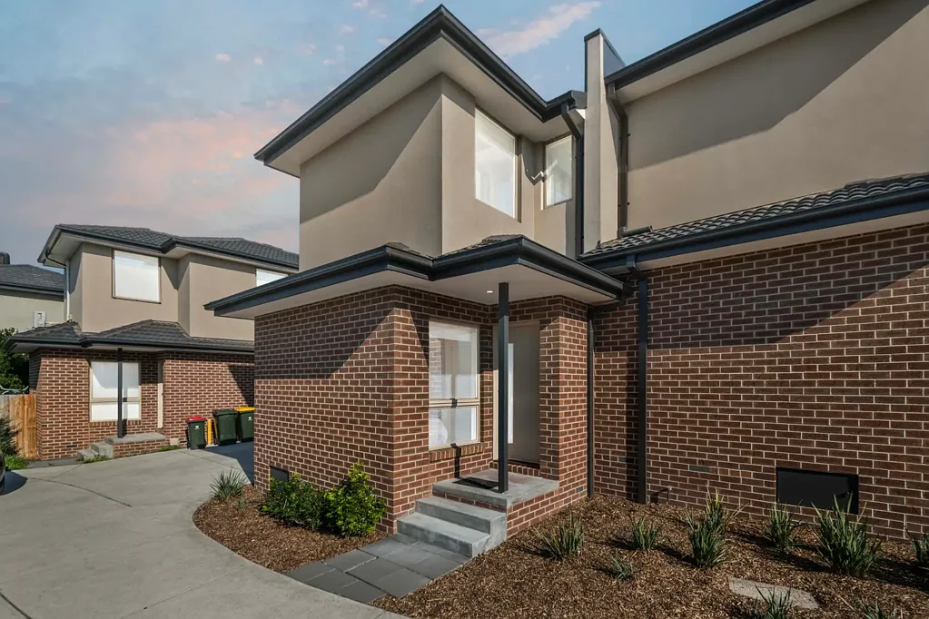 Clayton 4Habitaciones Stylish & Modern 4-Bed Townhouse in Prime Clayton Location