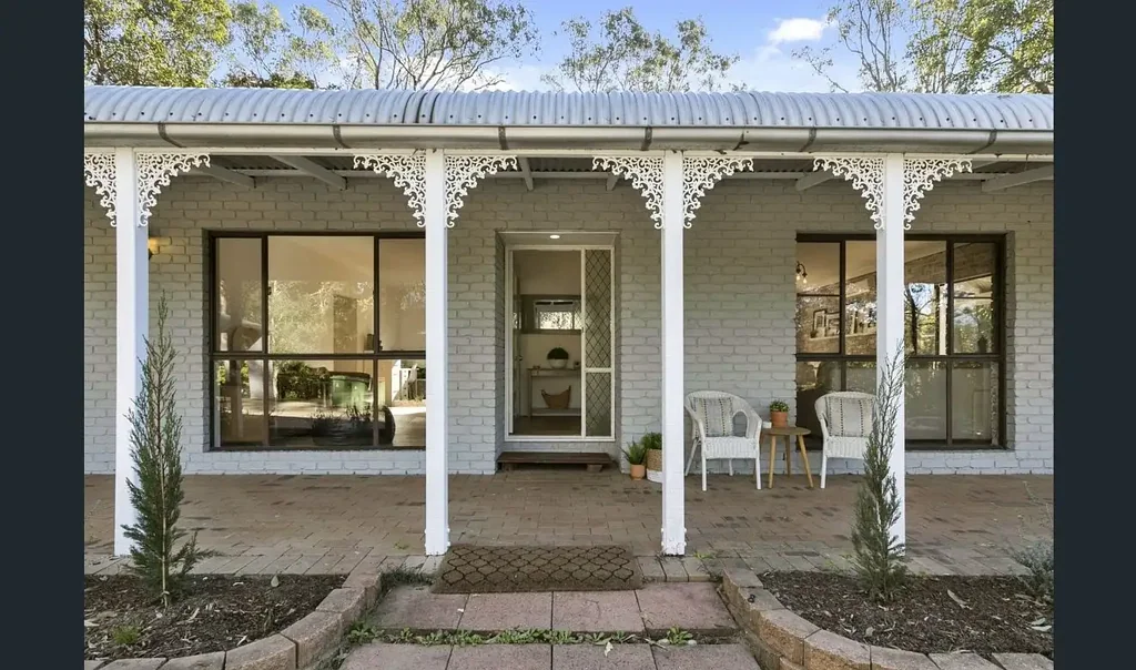 26 Whiteside Road, Whiteside, QLD 4503, 4房, 2浴, House