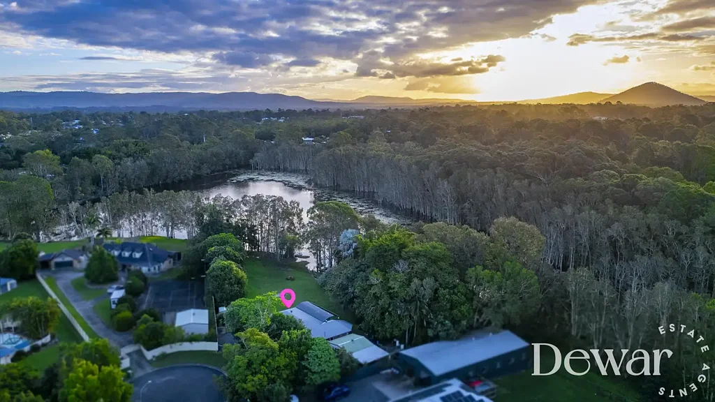 Caboolture 4chambre The Lakehouse - A Rare Waterfront Sanctuary of Unrivalled Beauty
