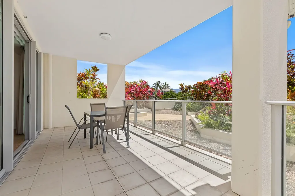 Cairns City 2Kwarto WATERFRONT ELEGANCE WITH TROPICAL GARDEN VIEWS - TRILOGY TOWER 3