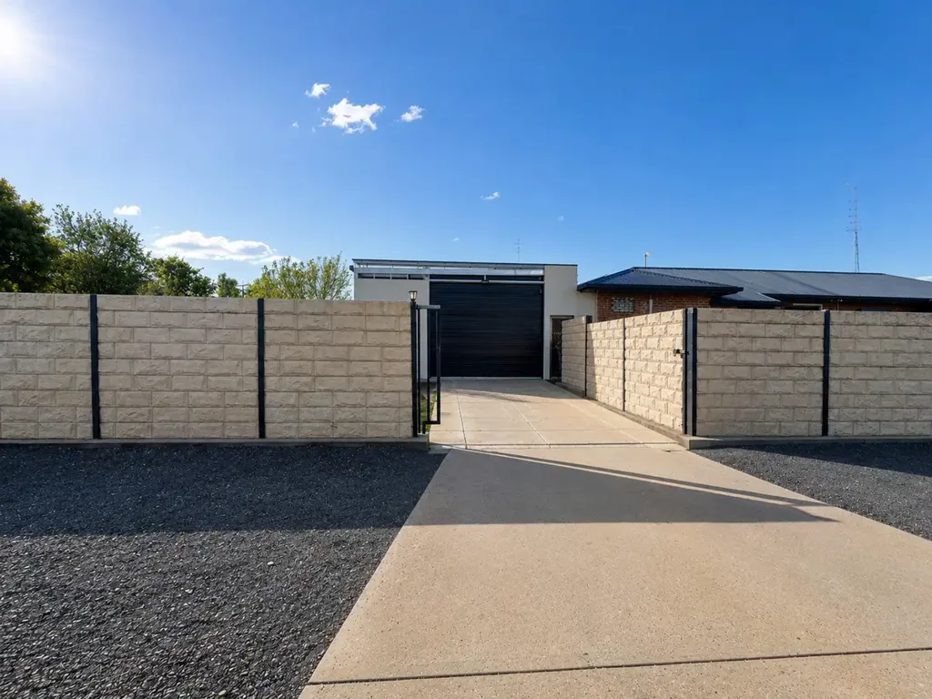 Risdon Park 3 Bedroom Buy One, Or Buy The Adjoining Property As Well.