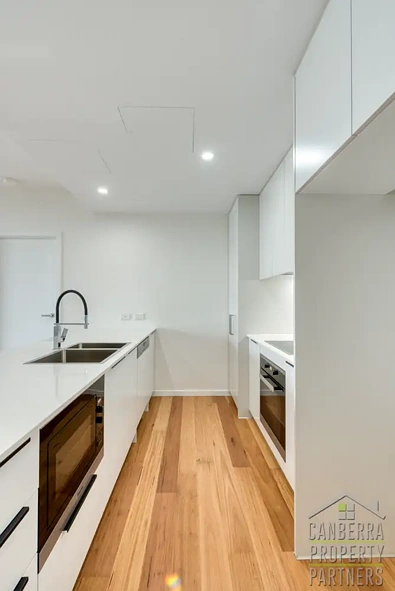 29/81 Constitution Ave, Campbell, ACT 2612, 2 Bedrooms, 2 Bathrooms, Apartment