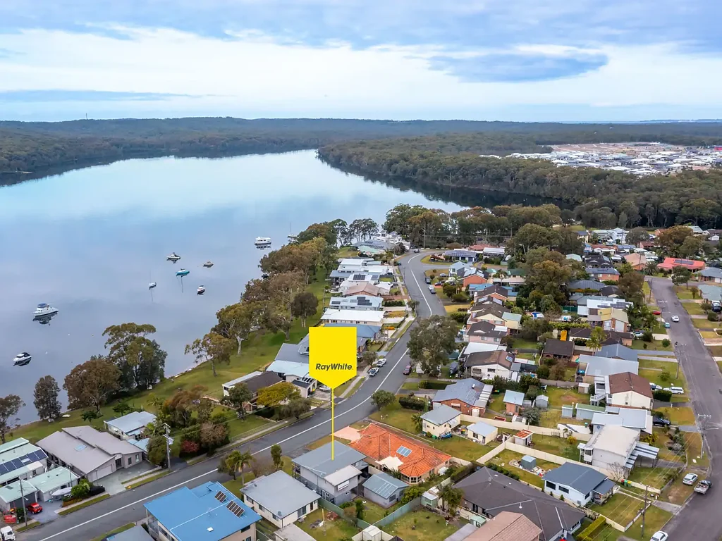Gwandalan 4房  Stylish and Substantial Opposite Waterfront
