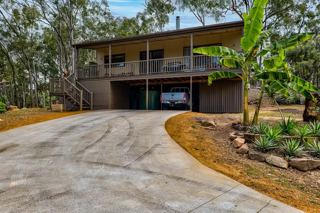 183 Pine Crescent, Esk, QLD 4312