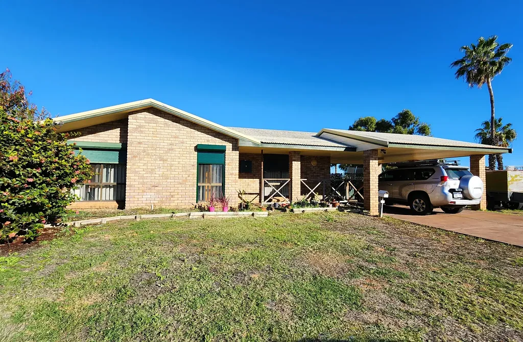 7 Salmond Court, Carnarvon, WA 6701