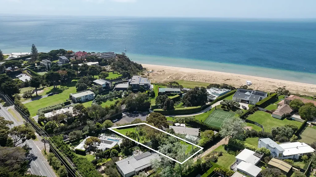 Portsea CLIFFSIDE VACANT LAND