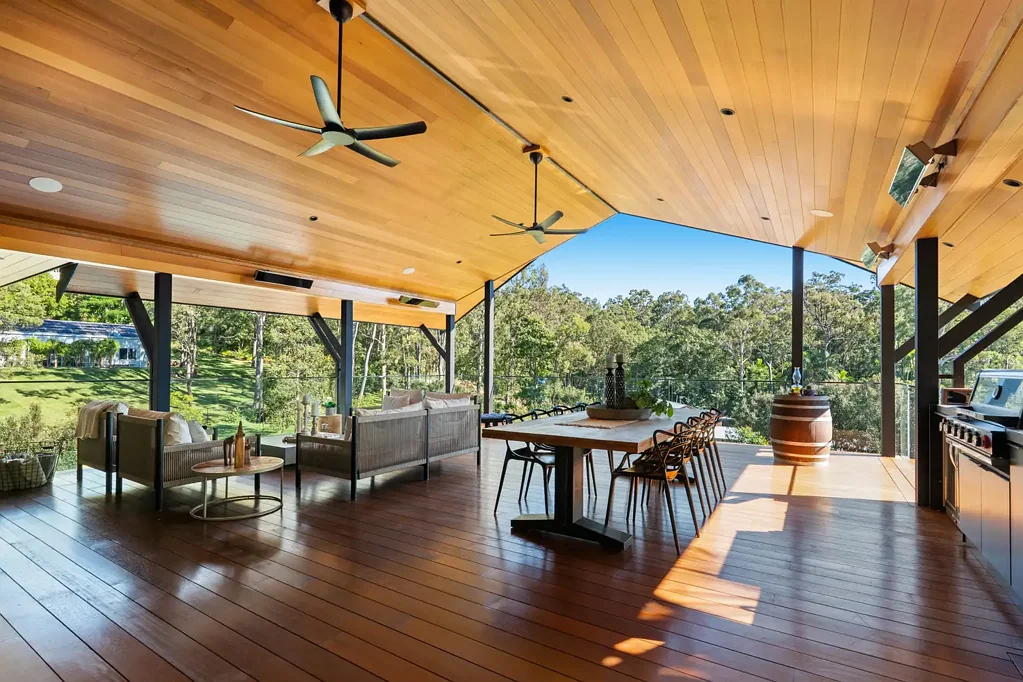 Worongary 7 Slaapkamer Luxury Acreage Retreat | Resort-Style Living on 1 Private Acre
