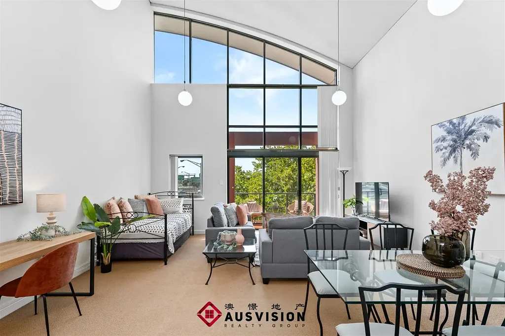 $895/w Fully furnished SUPERIOR Perth Location