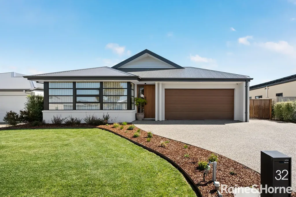 Riddells Creek 4침실 Designer Living, Impressive Family Scale
