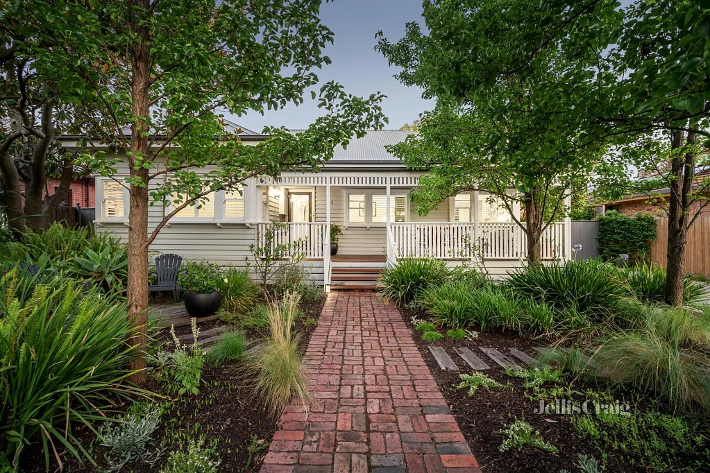 143 Ivanhoe Parade, Ivanhoe, VIC 3079